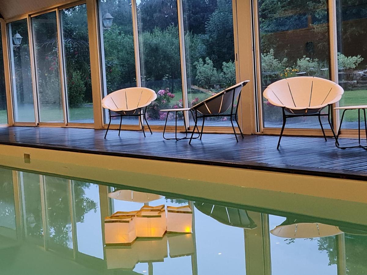 Отель Le Manoir Des Marronniers Sully  Экстерьер фото